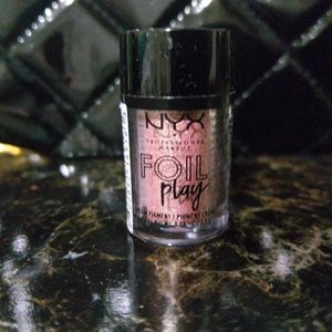 New sealed NYC foil Eyeshadow